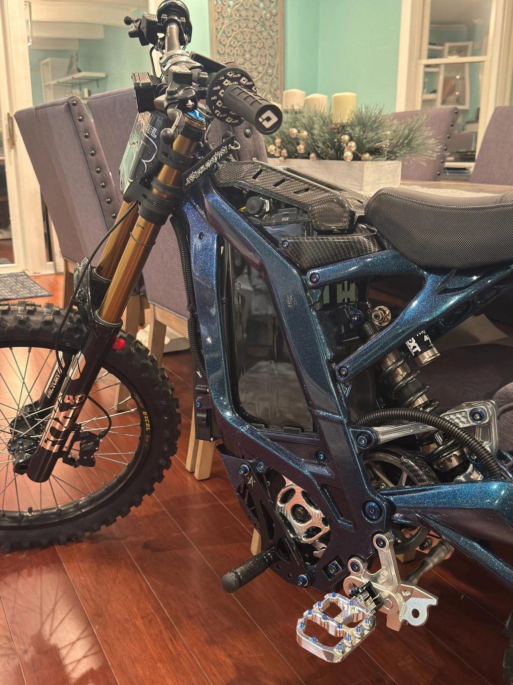 E-Bike "invisible" Vantablack Battery Wrap