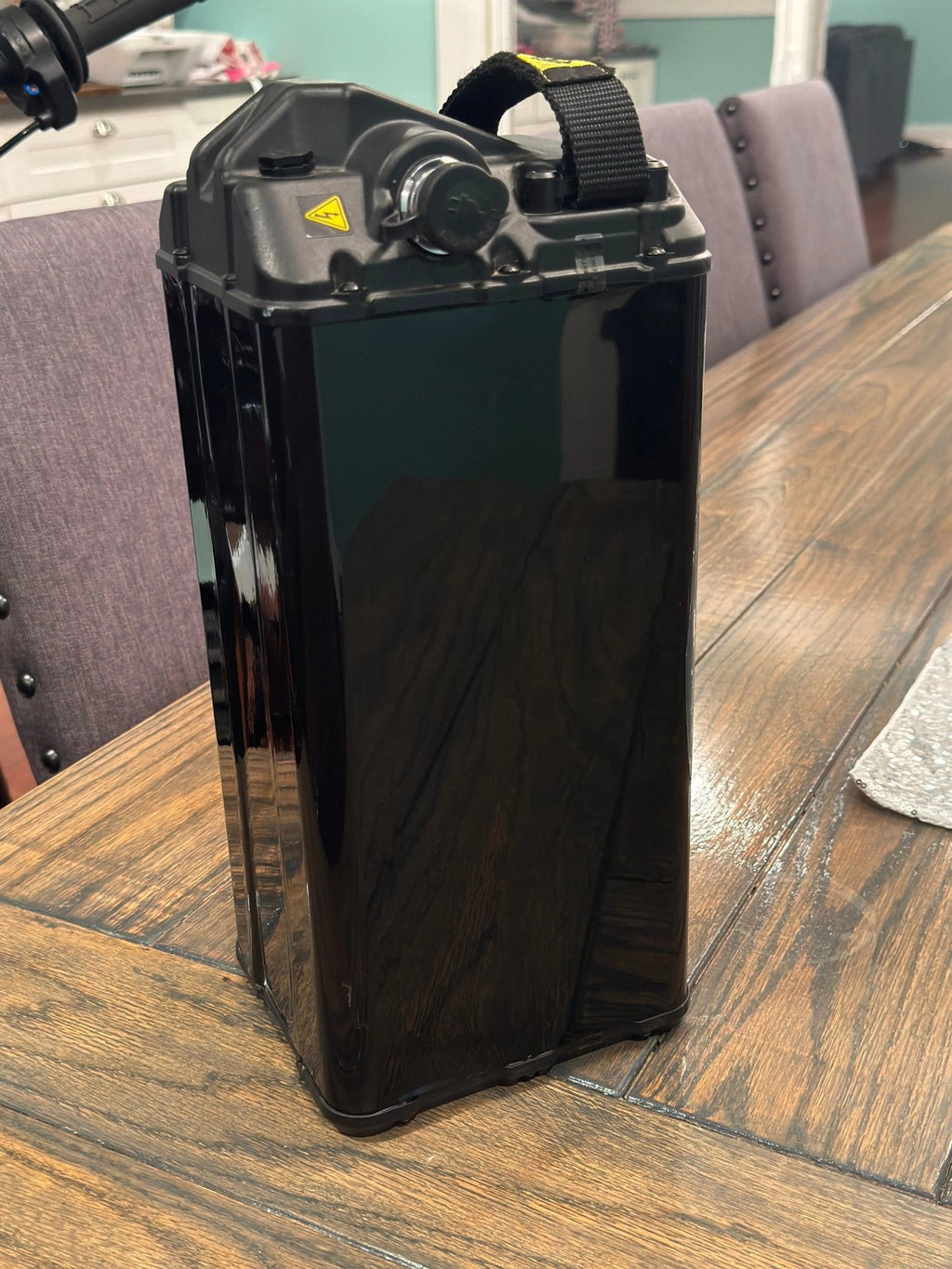 E-Bike "invisible" Vantablack Battery Wrap